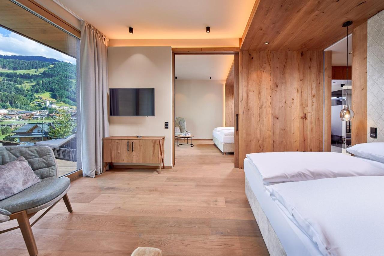 גרוסארל Das Edelweiss - Salzburg Mountain Resort חדר תמונה
